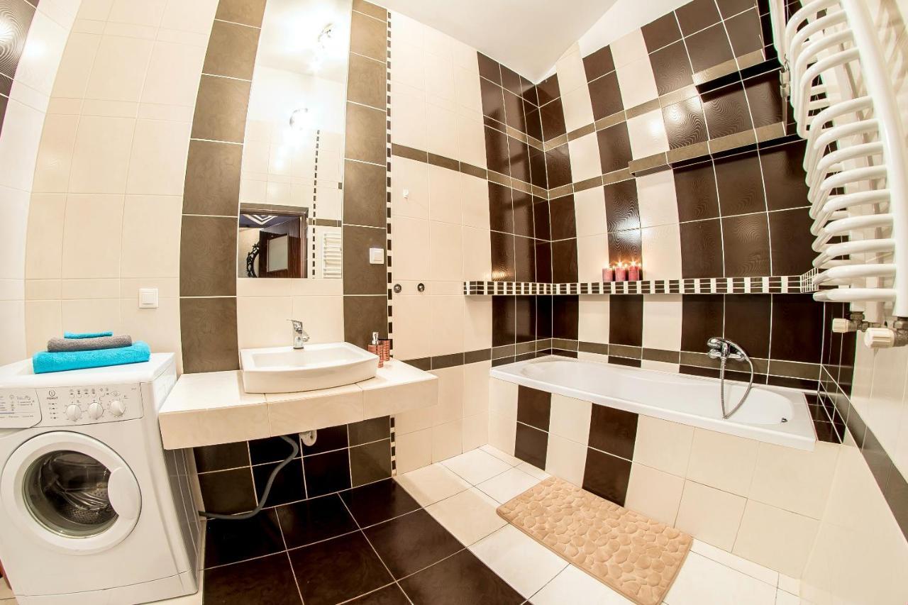 Style Apartment Next To Kazimierz And Old Town + Netflix Krakow Luaran gambar